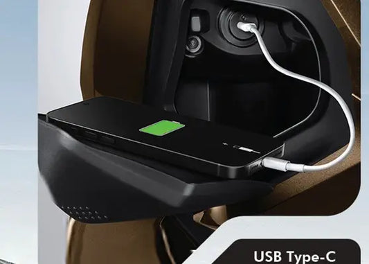 Charger di Motor, Fitur Praktis yang Perlu Digunakan dengan Bijak